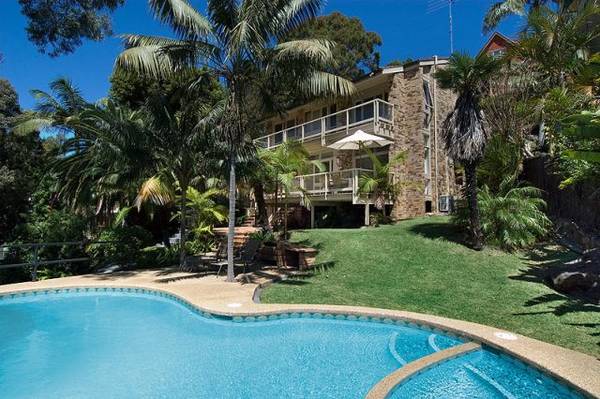 NORTHERLY DEEP WATERFRONT Picture 2