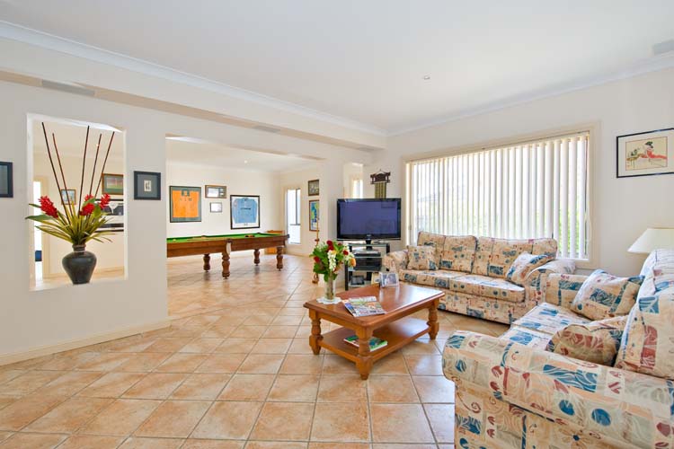 LIVE THE DREAM Picture