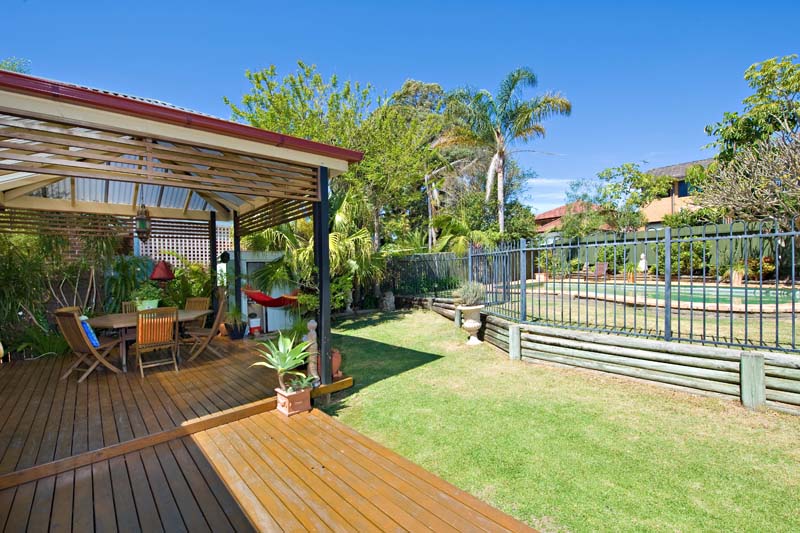 Family Home with an Emphasis on Entertaining Picture 1