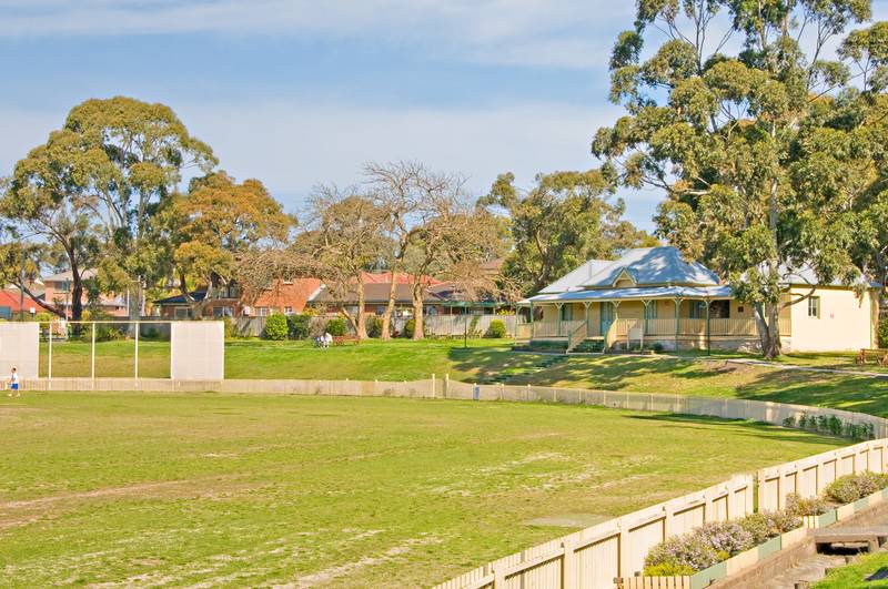 The Perfect Entertainer! Picture 2