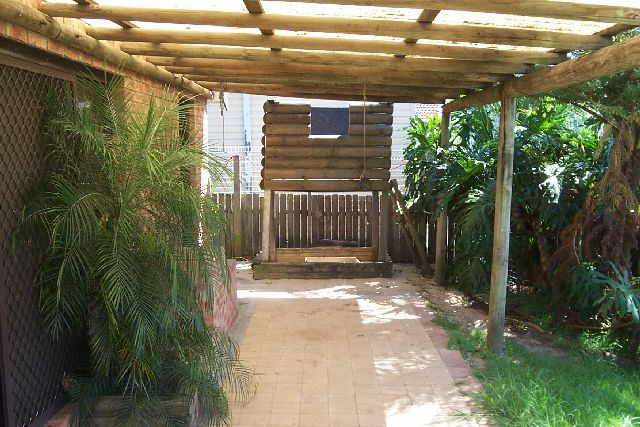 Spacious Family Home Picture 2