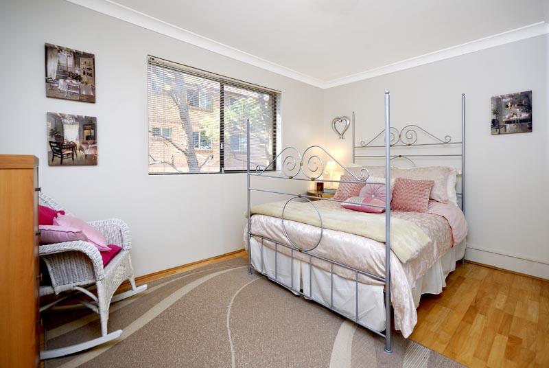 Immaculate Throughout Picture 3