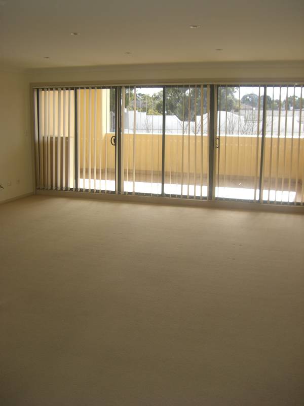 Everything in this Unit is Large Picture 3