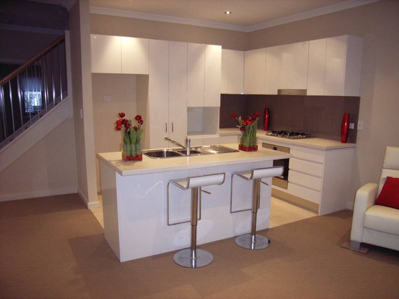 Impeccable Living Picture 3