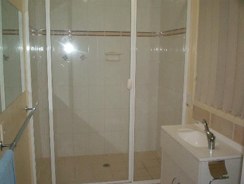 POSSIBLE FUTURE SUB-DIVISION WITHIN EASY REACH OF THE BEACH Picture 3