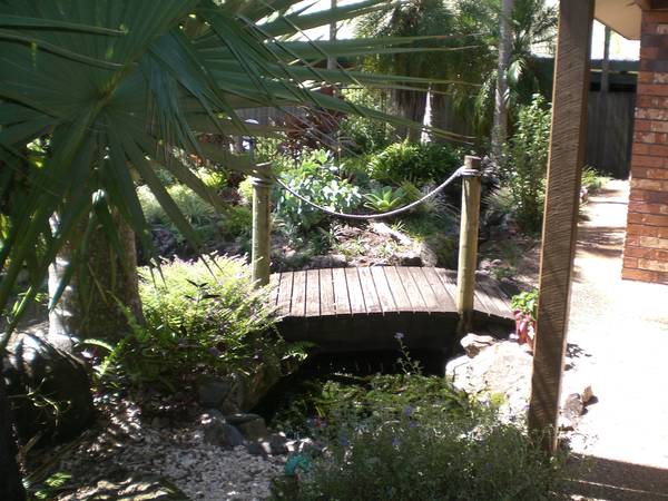 PRICE SLASHED BY $40,000- OWNERS RELOCATING OVERSEAS Picture 3