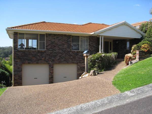 Great Summer Entertaining with Views Picture 3