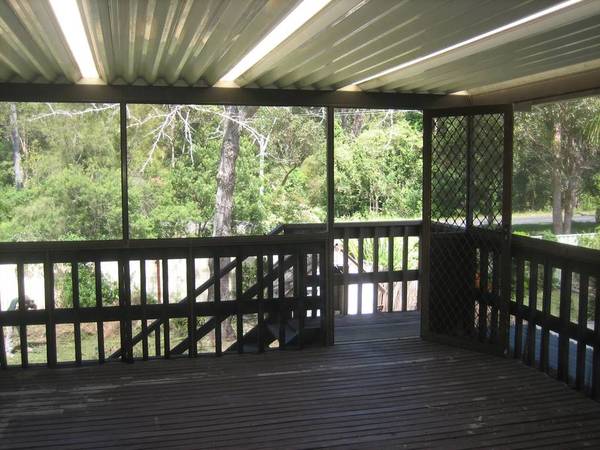 4 Bedroom Family Home in a Great Neighbourhood Picture 2