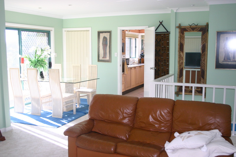 Entertainers Delight! Picture 3