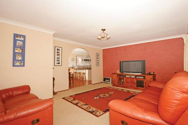 Ideal Start, Ideal Location! Picture