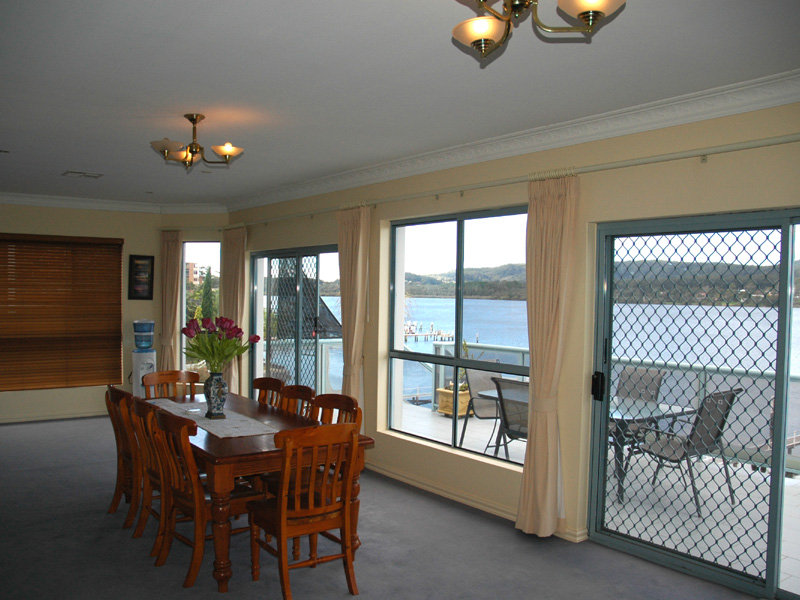 Exclusive Waterfront Picture 3