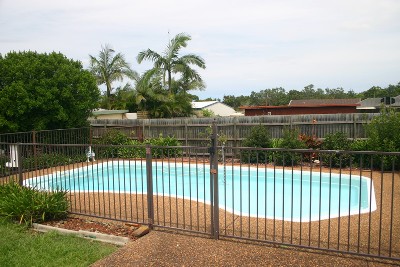 Wamberal Family Home + Inground Pool Picture