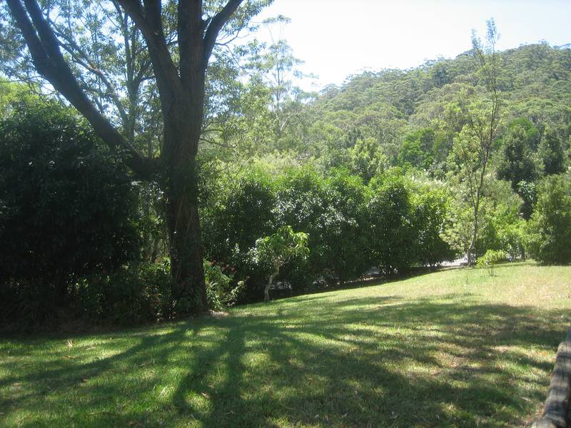 Private Cottage Style House Picture