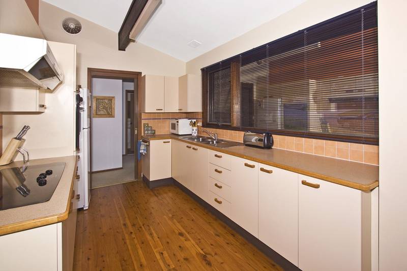 Owner Says Sell! Picture 3