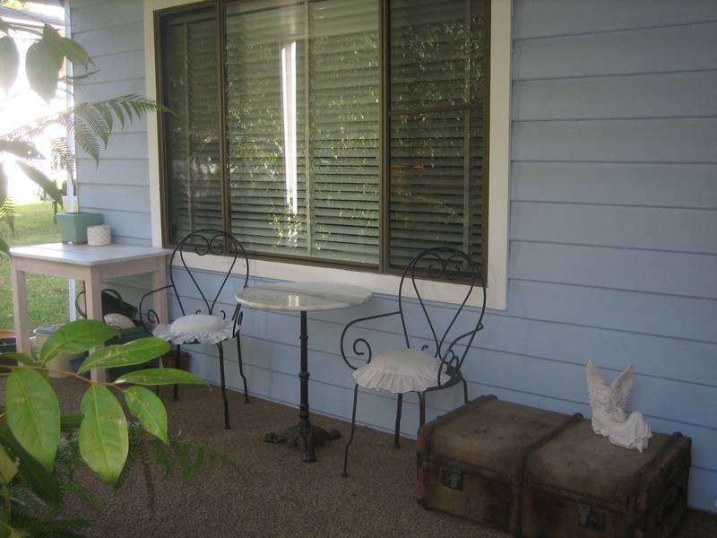 Cosy
Furnished Home in a Great Location! Picture 2