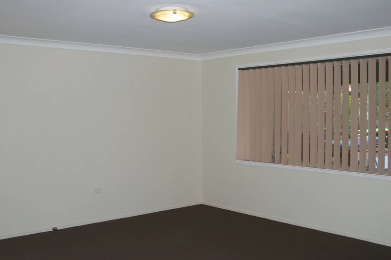 Modern, Well Presented 3 Bedroom Home Picture 2