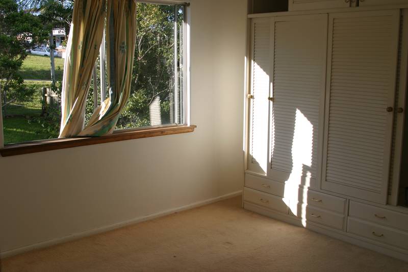 3 Bedroom Home in a Great Street Picture 3