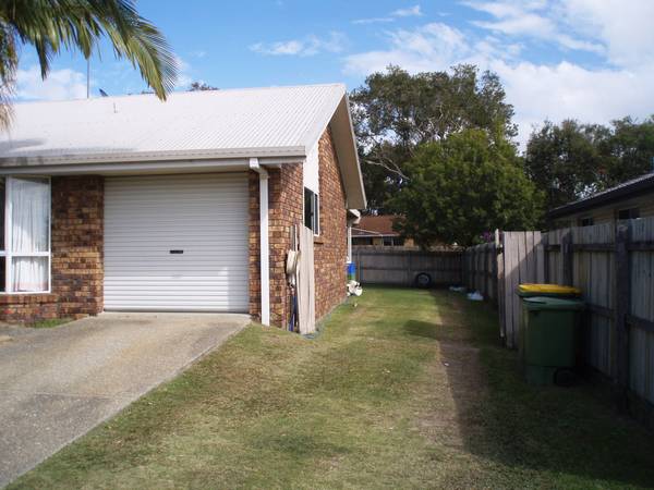Great Family Home - Sought After Talara School Zone Picture 2