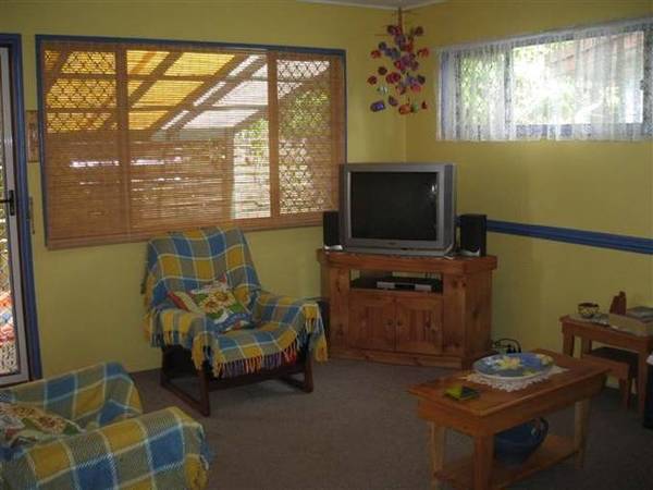 For Lease-Golden Beach Picture For Lease-Golden Beach Picture