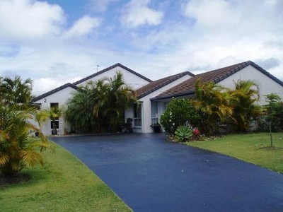 Sought After Lakeside Court Currimundi Picture