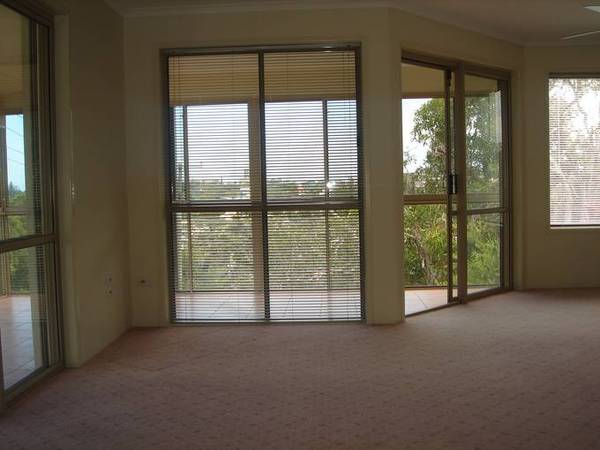 For Lease - Moffat Beach Picture 2