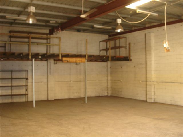 Affordable Warehouse/Factory Picture 3