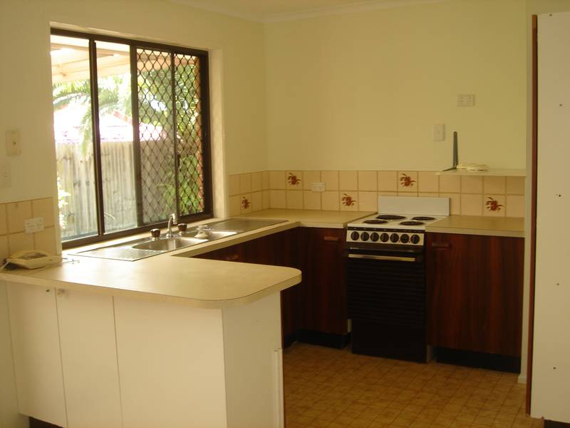 Low set brick home Picture