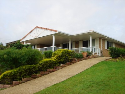 Best Location In Beachside Battery Hill with Ocean Views Picture