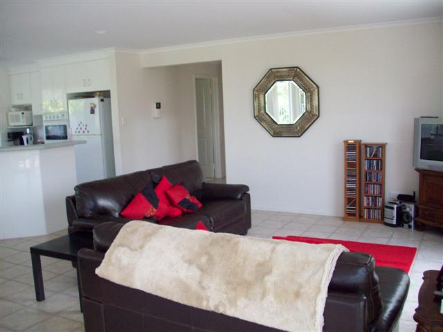 For Lease - Golden Beach Picture 2