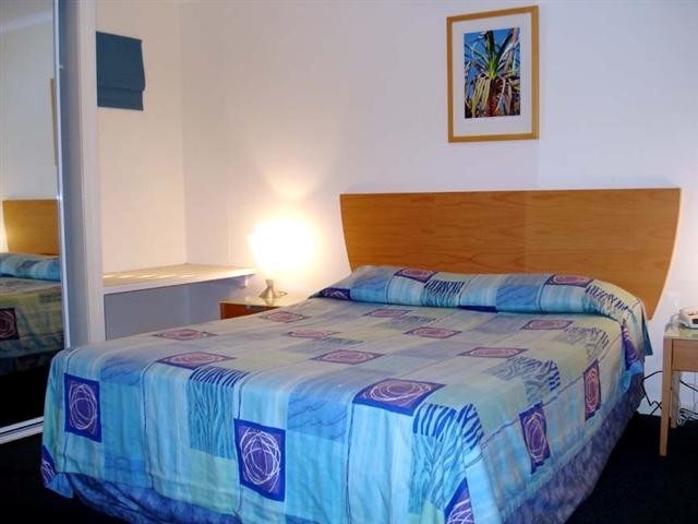 Waterfront Resort Unit Picture 2