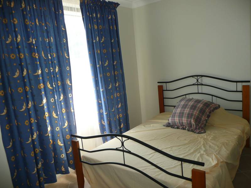Furnished Room Available Picture 3