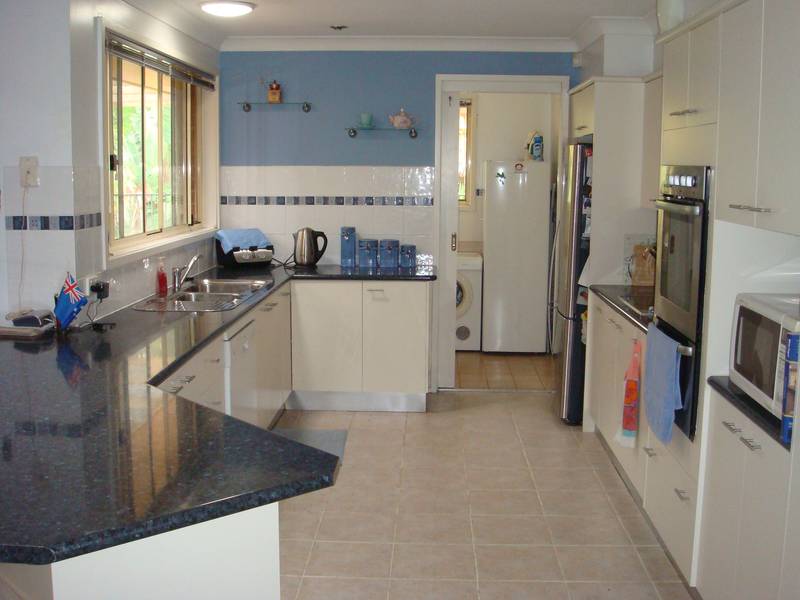 STYLE & SUBSTANCE Picture 3