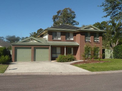 SUPER-SIZED FAMILY HOME Picture SUPER-SIZED FAMILY HOME Picture