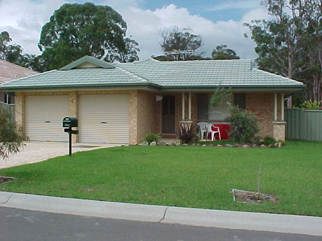 Modern Family Home Picture 1