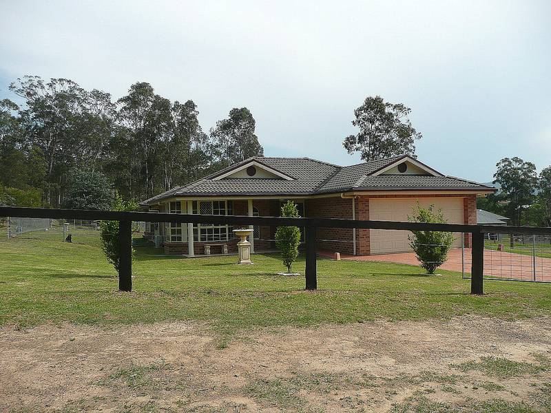 PERFECT IN PAXTON Picture 2