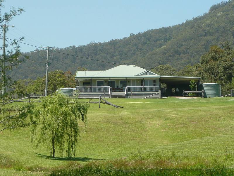 Immaculate and Updated Picture 1