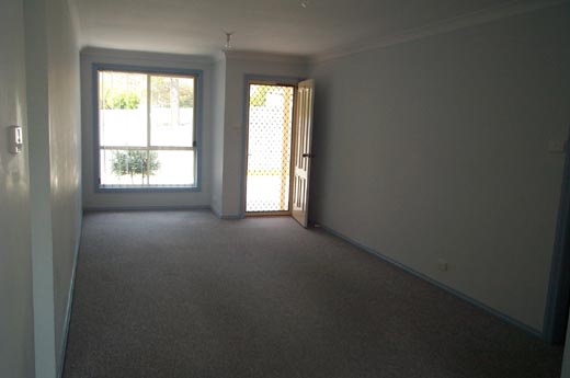 Good Location Picture 3