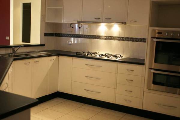 Large Family Home - Room to Move, Move Today. Picture 3