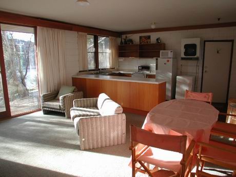 12 Month lease - Tidy 1 Bedder Picture 1