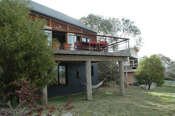 TOP OF THE TOWN, SOPHISTICATED YET DIFFERENT Picture TOP OF THE TOWN, SOPHISTICATED YET DIFFERENT Picture