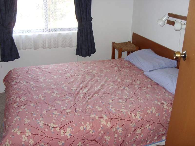 WINTER 2009 16 WEEK LEASE - DEPOSIT TAKEN Picture 3