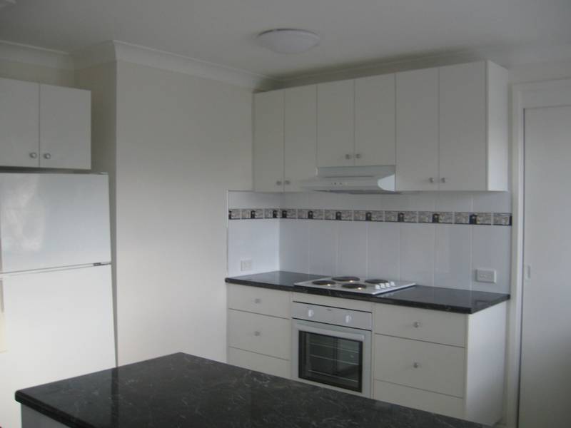 WINTER 2009 16 WEEK LEASE Picture