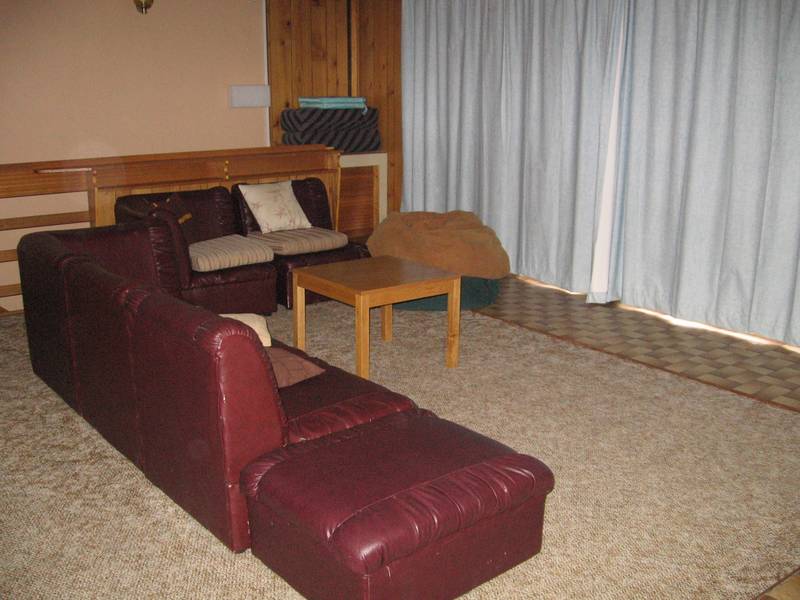 WINTER 2009 16 WEEK LEASE Picture 2