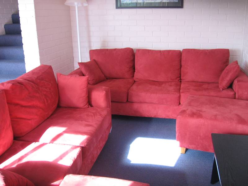 WINTER 2009 16 WEEK LEASE Picture 2