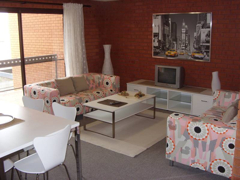 Summer Lease Picture 1