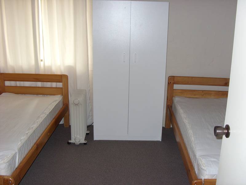 2009 WINTER 16 WEEK LEASE Picture 2