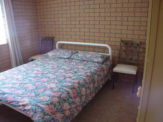 WINTER 2009 16 WEEK LEASE Picture