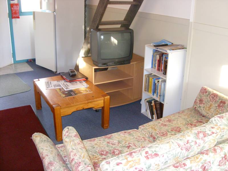 2009 WINTER 16 WEEK LEASE Picture 1