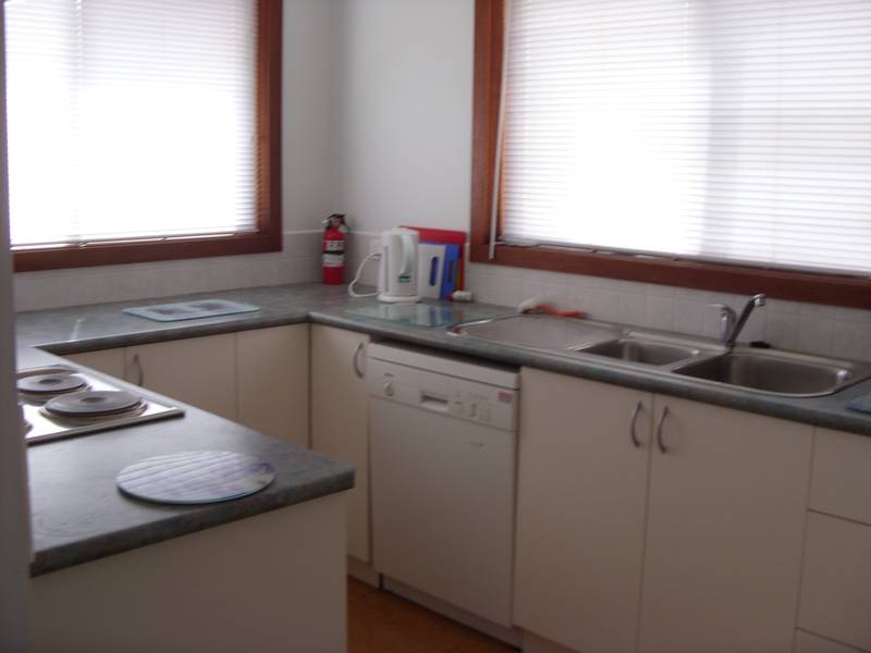East Jindabyne home - 12 month lease Picture 1