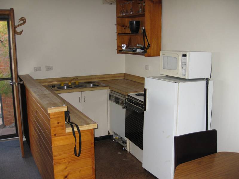 16 WEEK WINTER LEASE Picture 2